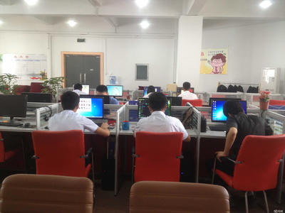 萬高商務(wù)咨詢 企業(yè)決策的可靠信息伙伴